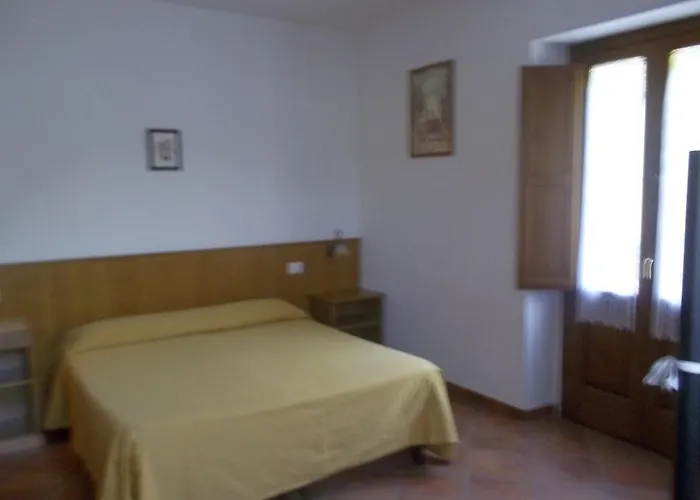 Le Antiche Torri 3* Пескассероли